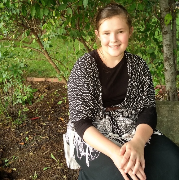 Meet your Posher, Kailey - Picture 6 of 6